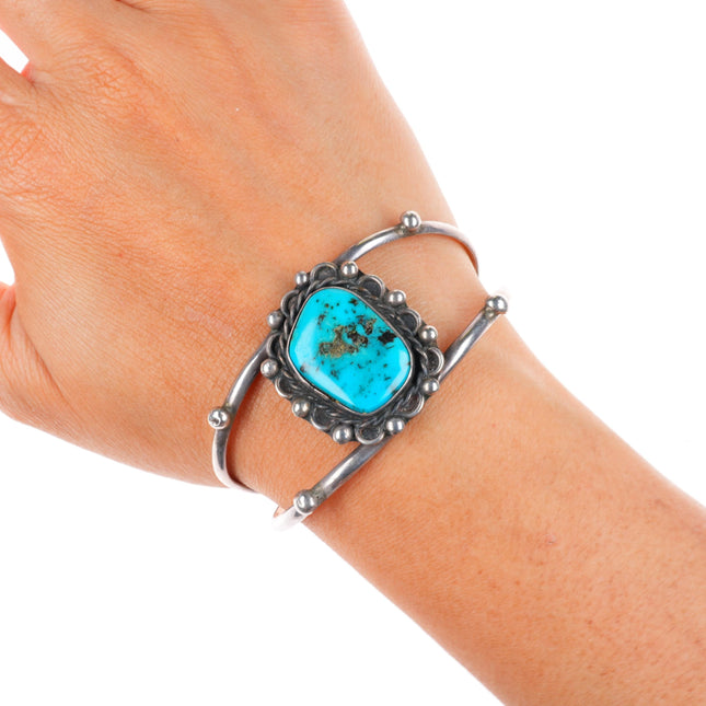 6.4" Vintage Navajo sterling silver beaded accent cuff bracelet - nice turquoise
