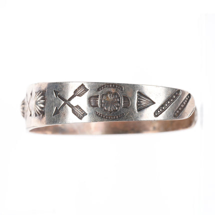 6.9" c1920's Antique Navajo sterling silver arrows/whirling logs cuff bracelet