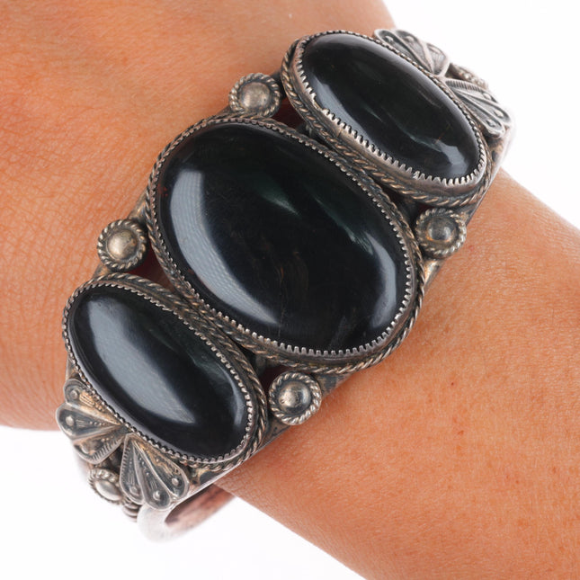 6.5" c1950's Vintage Navajo sterling silver 3 stone onyx cuff bracelet