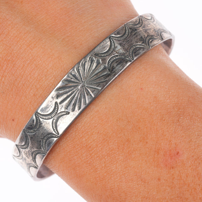 6.9" c1930's Vintage Navajo sterling silver nicely stamped cuff bracelet