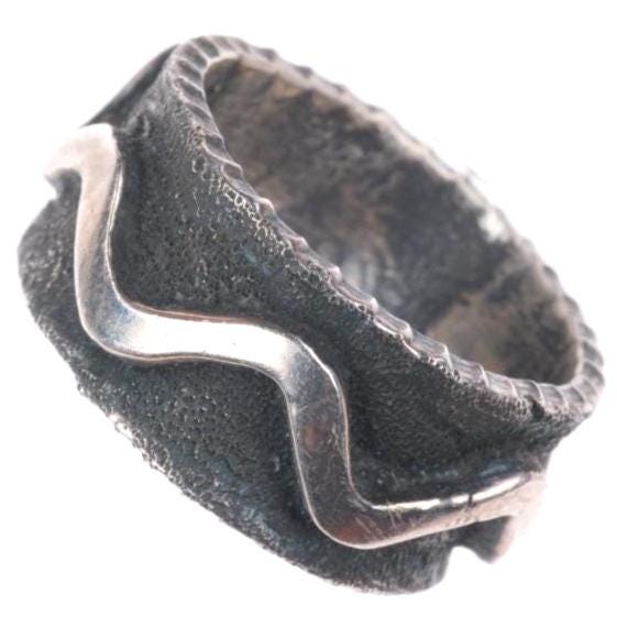 sz8.75 Ernest Rangel Navajo Tufa Cast sterling silver water wave ring