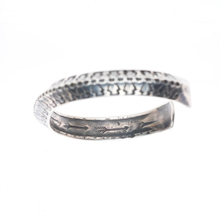 6.7" Vintage AC Navajo sterling silver carinated deep stamped cuff bracelet