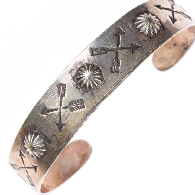 6.9" c1920's Antique Navajo sterling silver arrows/whirling logs cuff bracelet