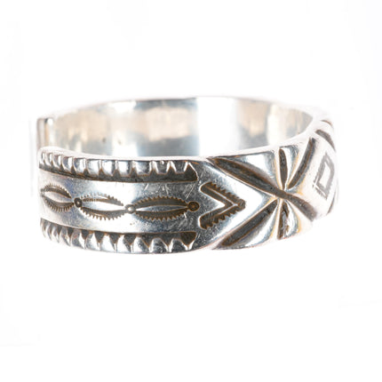 7.5" c1950 Mark Chee Navajo sterling silver deep stamped heavy cuff bracelet