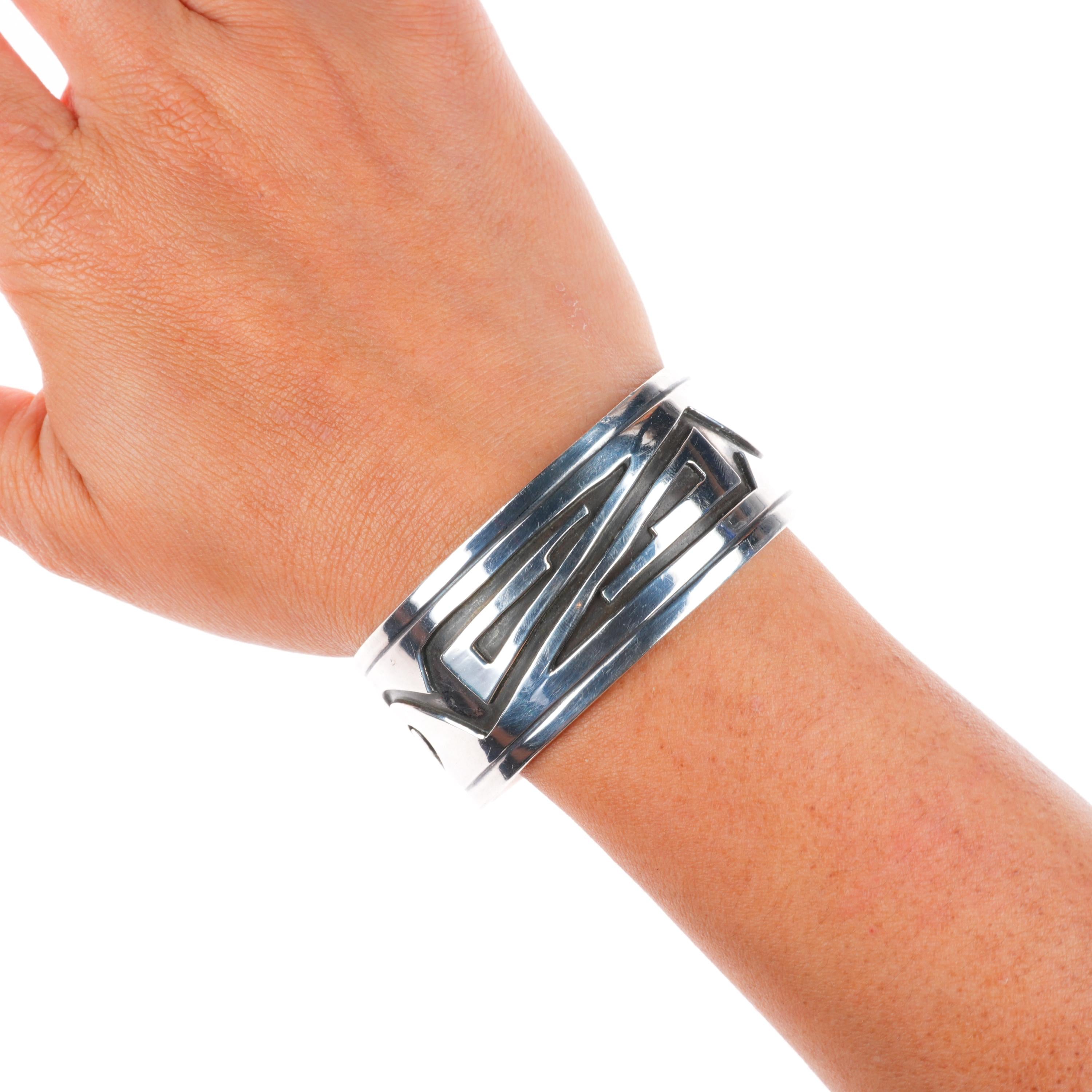 HOPI - Silver Jewelry, bolos, belt buckles, cuff bracelets