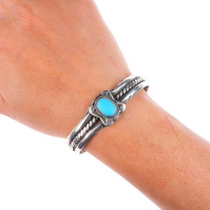6.3" c1930 vintage Navajo Hubbell Glass carinated sterling silver cuff bracelet