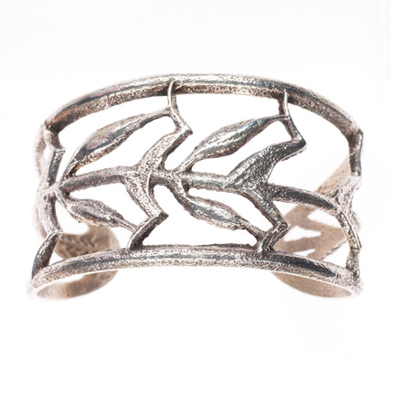 6.4" Gilbert "Dino" Garcia Santo Domingo Pueblo Tufa Cast Corn cuff bracelet