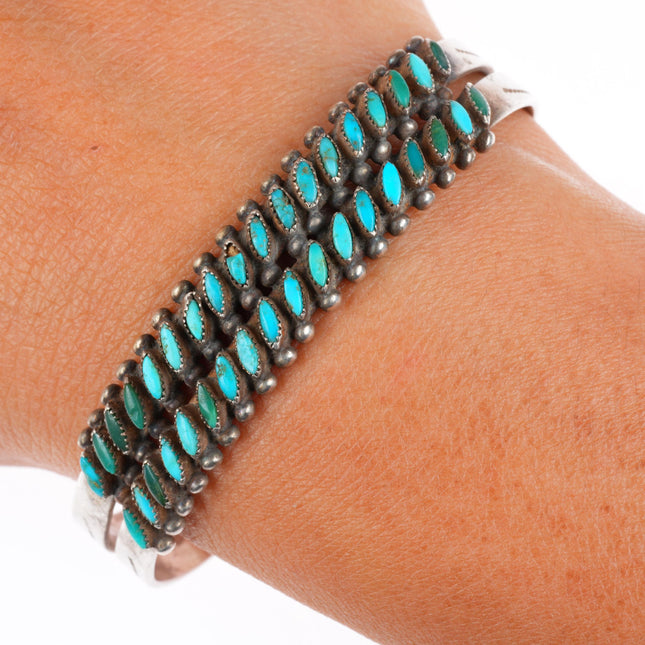 6.1" Vintage 40's-50's Zuni sterling silver slant row turquoise cuff bracelet