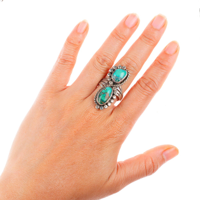 sz7.5 vintage navajo sterling silver ring with 2 nice turquoise stones