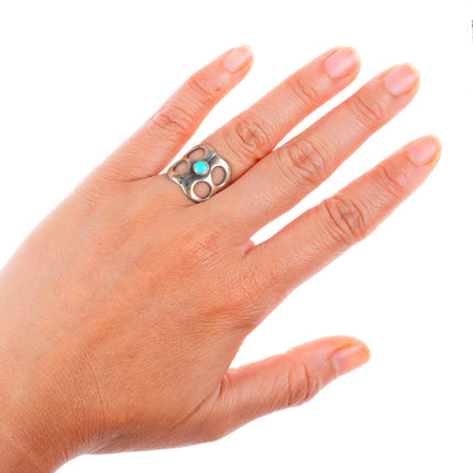 sz6 vintage Navajo sterling silver cast ring with turquoise