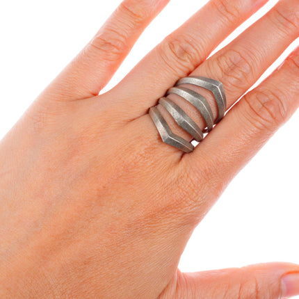 sz10 Maria Samora Taos Pueblo Tufa Cast sterling silver 4 shank ring