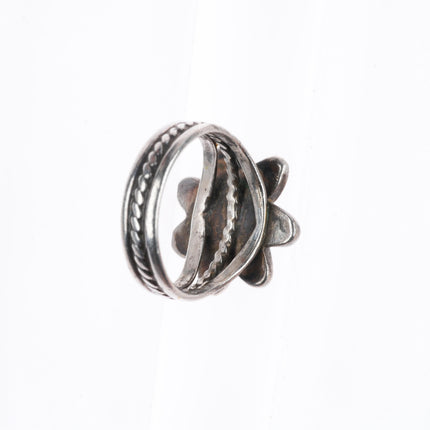 sz7.5 vintage Navajo sterling silver flower form turquoise ring twist shank