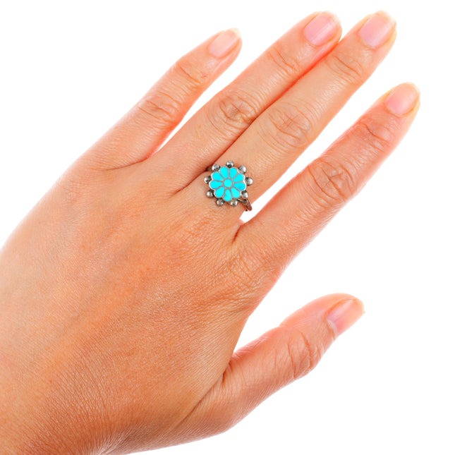 sz7.75 vintage Zuni sterling silver Dishta style inlay turquoise flower ring