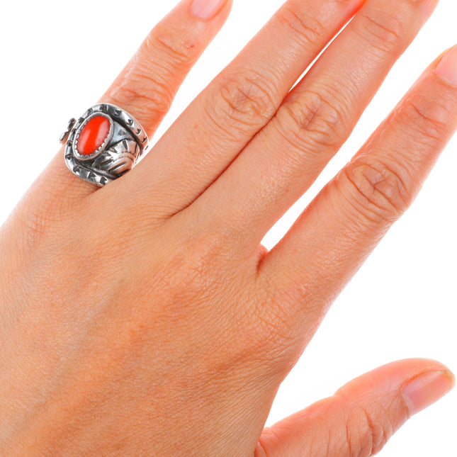 sz5.5 vintage Navajo sterling silver coral adjustable feather decorated ring