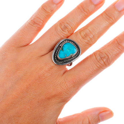 sz8 vintage Navajo sterling silver rope bezel ring with nice turquoise