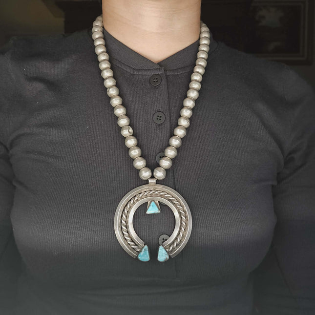 23" Big vintage Navajo sterling silver pearls beaded necklace w/ Turquoise naja