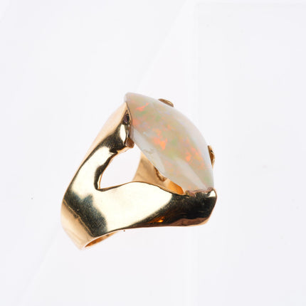 sz8 vintage 14k yellow gold brutalist-modernist southwestern opal ring