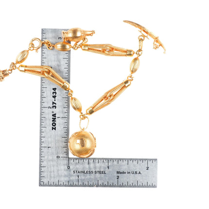 7.5" Vintage 18k Yellow Gold Leaning tower of Pisa, Amphora, charm bracelet