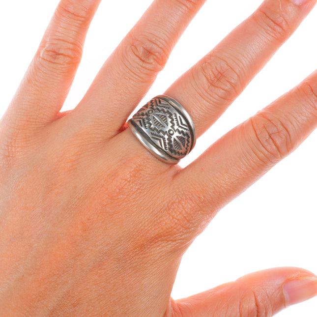 sz9 Troy Laner Navajo sterling silver hand stamped rug pattern ring