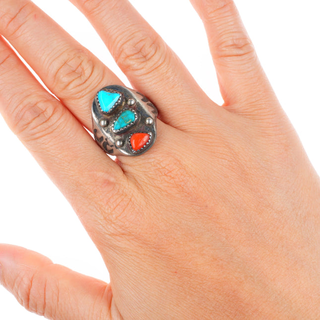 sz9 vintage Navajo sterling silver turquoise and coral 3 stone stamped ring