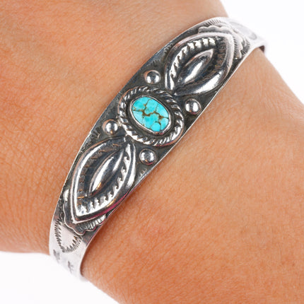6.25" c1930-40's Fred Harvey Style Silver Arrow cuff bracelet with turquoise