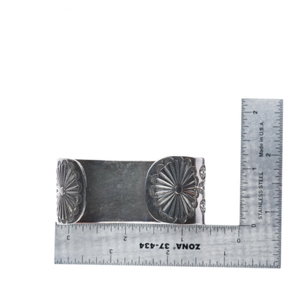 6.7" c1930-40's Navajo sterling silver deep stamped cuff bracelet w/Arrows