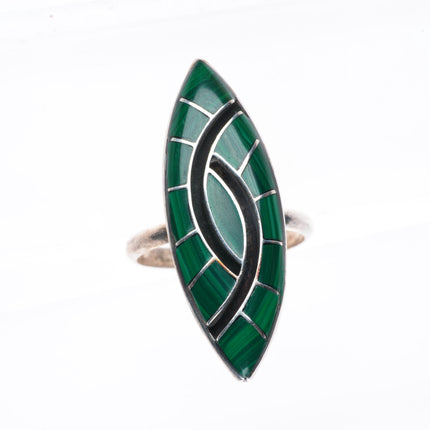 sz9 vintage Zuni sterling silver malachite Hummingbird inlay ring