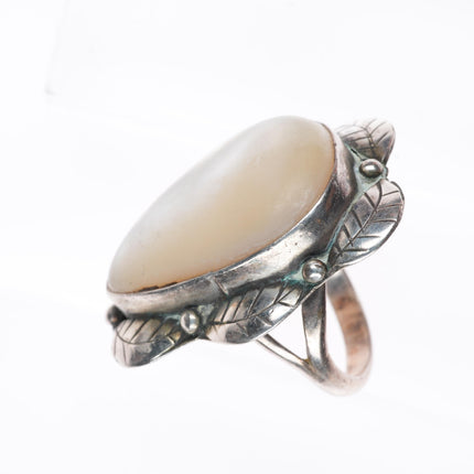 sz7.5 RJ Nuna vintage Native American sterling silver shell ring