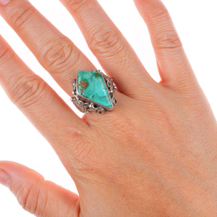 sz7.25 vintage Navajo sterling silver fancy stamped ring with nice turquoise