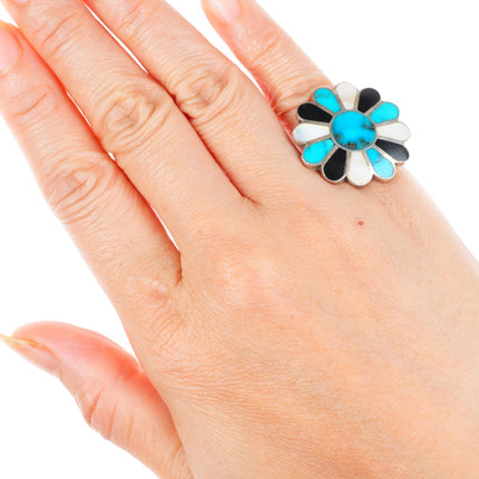 sz4 vintage Zuni sterling silver turquoise, shell, jet flower/sun ring