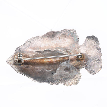 Vintage Navajo sterling silver deep stamped arrowhead pin/brooch