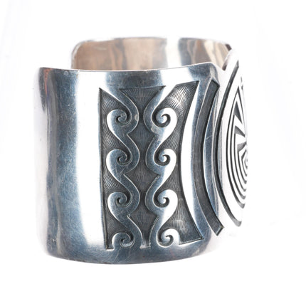 7.4" Mark Tawahongva Hopi overlay sterling silver man in the maze cuff bracelet