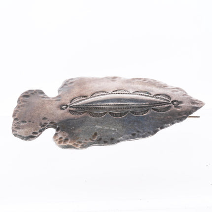 Vintage Navajo sterling silver deep stamped arrowhead pin/brooch