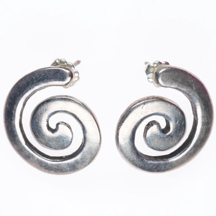 Kenneth Begay Navajo design White Hogan shop swirl/snail sterling silver earrings