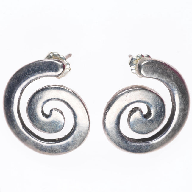 Kenneth Begay Navajo design White Hogan shop swirl/snail sterling silver earrings