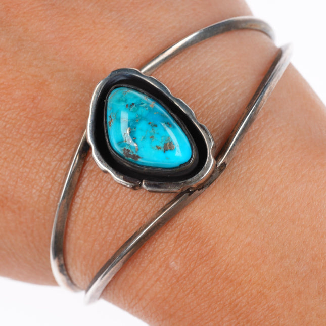 6.3" vintage Navajo sterling silver shadowbox cuff bracelet with nice turquoise