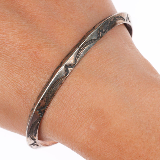 7.1" Roger Skeet Navajo sterling silver deep stamped carinated cuff bracelet