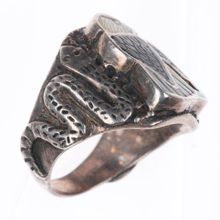 sz9 vintage Zuni sterling silver channel inlay eagle ring with snakes on sides