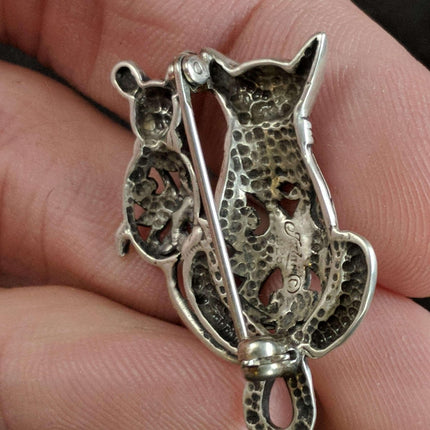 Jez Jezlaine Sterling Silver Cat and Mouse Brooch pin - Estate Fresh Austin