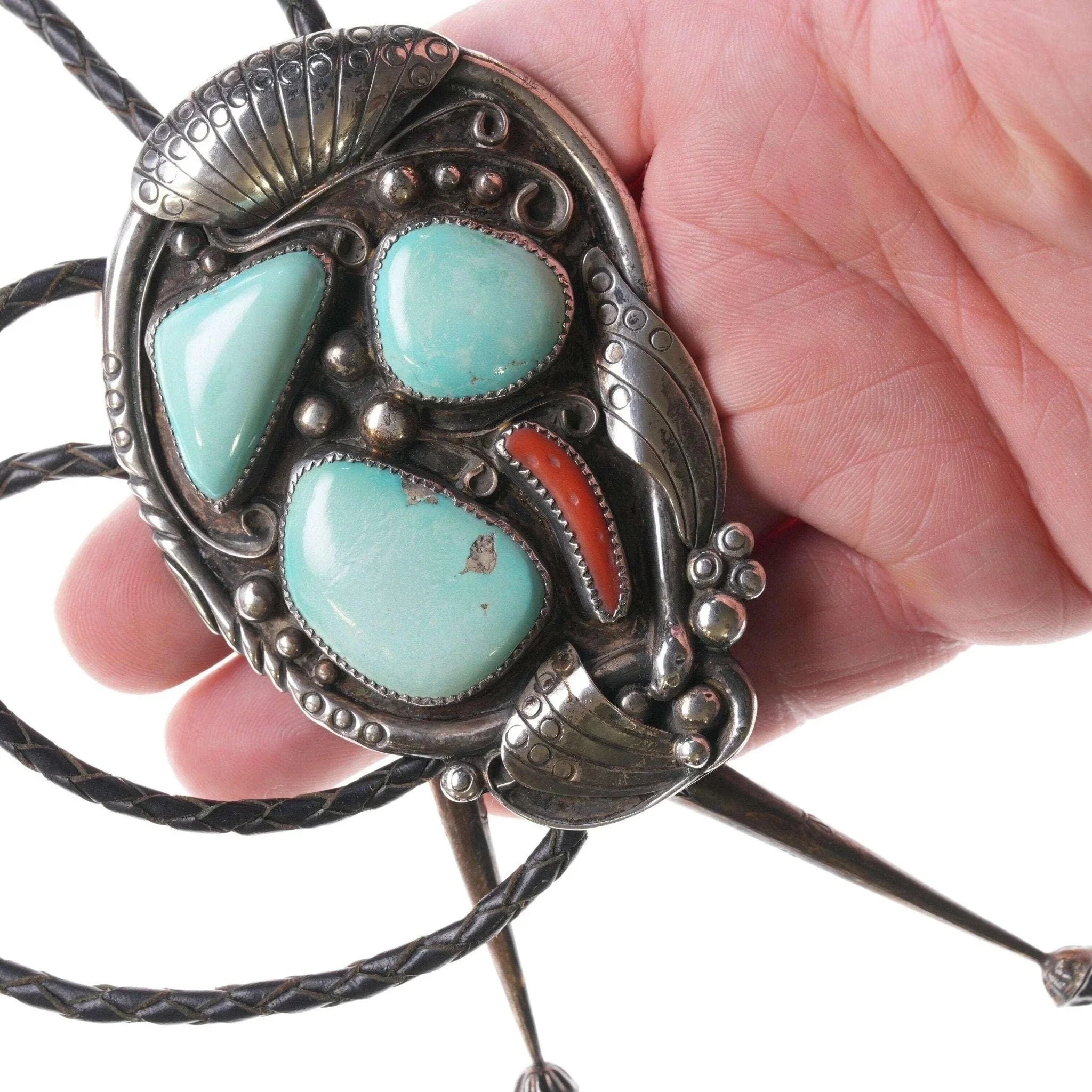 Large Vintage Navajo bolo tie with turquoise and coral – Estate 