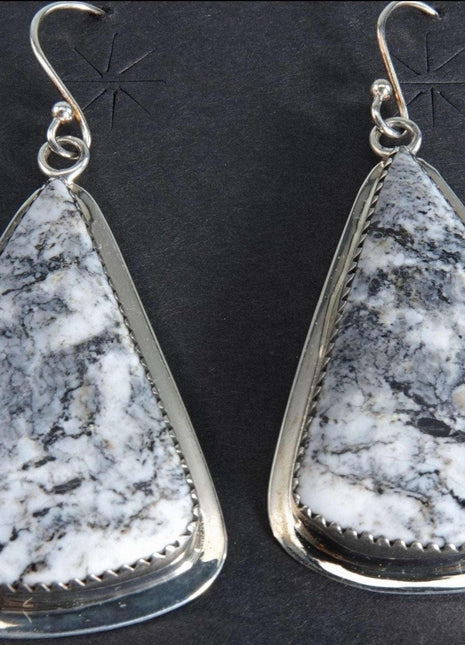 Navajo Sterling white Buffalo Earrings - Estate Fresh Austin