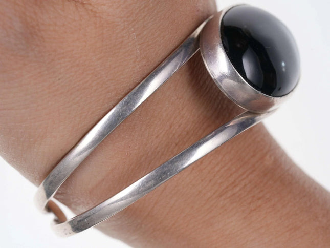 OP Lag Zuni Modernist Native American Sterling Cuff Bracelet with Onyx - Estate Fresh Austin