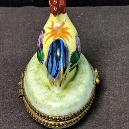 Peint Main Trinket Box Hen on nest Limoges France 2.25" tall - Estate Fresh Austin