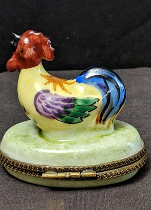 Peint Main Trinket Box Hen on nest Limoges France 2.25" tall - Estate Fresh Austin