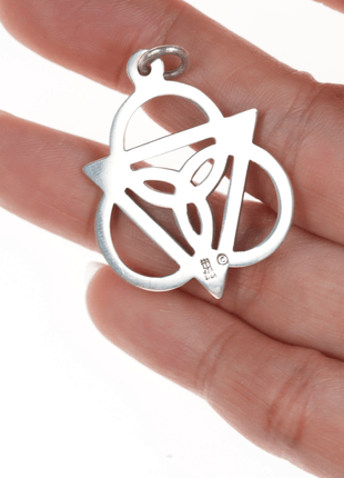 Retired James Avery celtic holy trinity pendant in sterling - Estate Fresh Austin