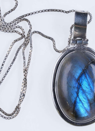 Retro Sterling Labradorite pendant/necklace - Estate Fresh Austin