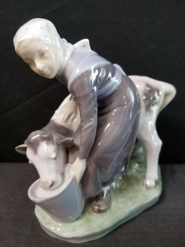 Royal Copenhagen Farm Girl Feeding Cow Figure c.1950 6.5" - Estate Fresh Austin