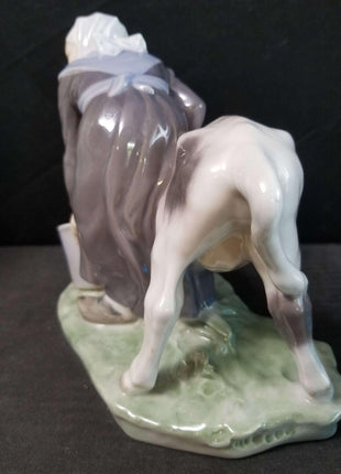 Royal Copenhagen Farm Girl Feeding Cow Figure c.1950 6.5" - Estate Fresh Austin