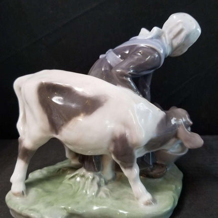 Royal Copenhagen Farm Girl Feeding Cow Figure c.1950 6.5" - Estate Fresh Austin