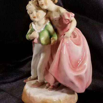 Royal Worcester Figurine Freda Doughty "The Sister" 3149 c.1940's Hand Signed - Estate Fresh Austin